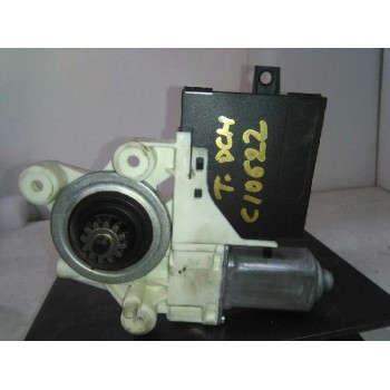 MOTOR ELEVALUNAS TRASERO DERECHO BROSE 981537103 