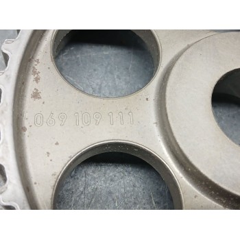 Recambio de polea arbol levas para audi a4 b5 (8d2) 2.4 referencia OEM IAM 069109111  nuevo