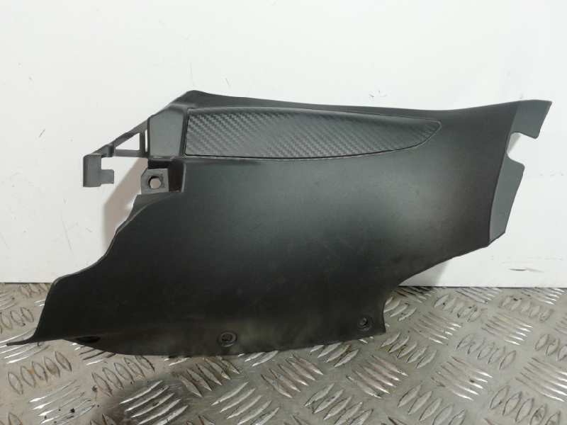 Recambio de moldura para honda cbr 650r cbr 650r referencia OEM IAM 64256MKND100  DELANTERA DERECHA