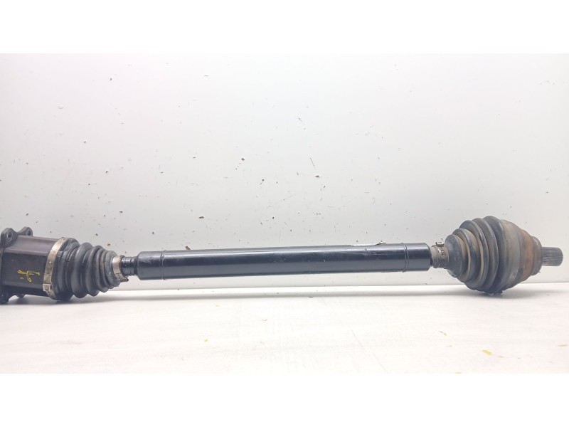 Recambio de transmision delantera derecha para skoda superb (3v3) 2.0 tdi referencia OEM IAM 3q0407272AT  