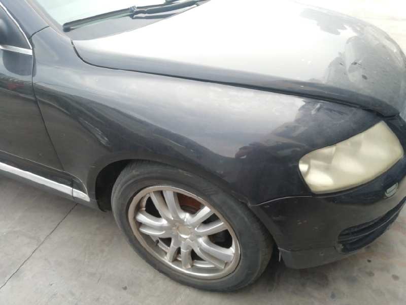 Recambio de aleta delantera derecha para volkswagen touareg (7la) tdi r5 referencia OEM IAM 7L6821102K  7L6821102K