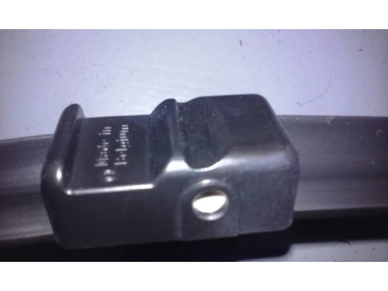 Recambio de escobilla limpia para volkswagen golf plus (5m1) sportline referencia OEM IAM 5M0955426C NUEVO DERECHA