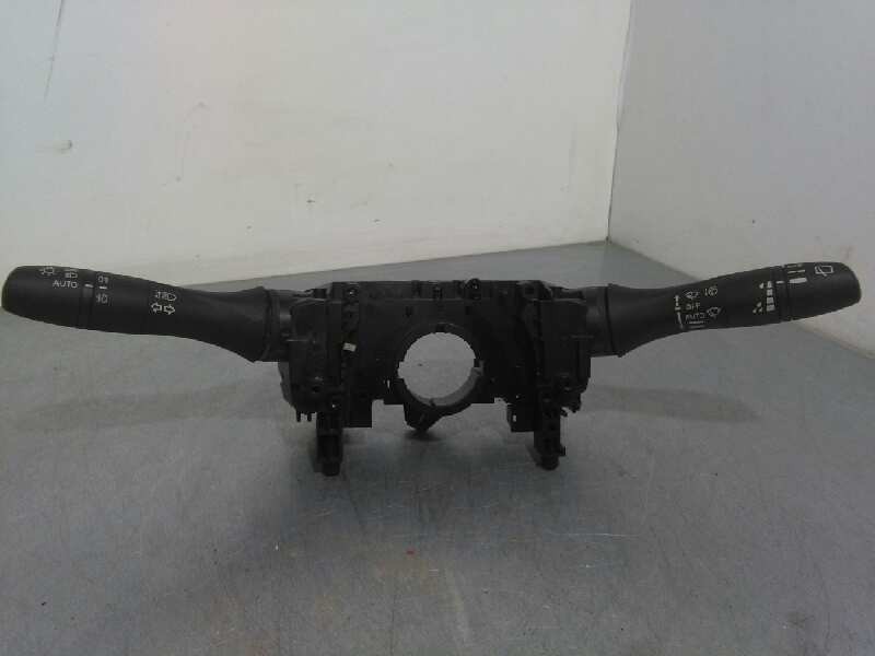 Recambio de mando multifuncion para nissan qashqai (j11) acenta referencia OEM IAM  VOLANTE 