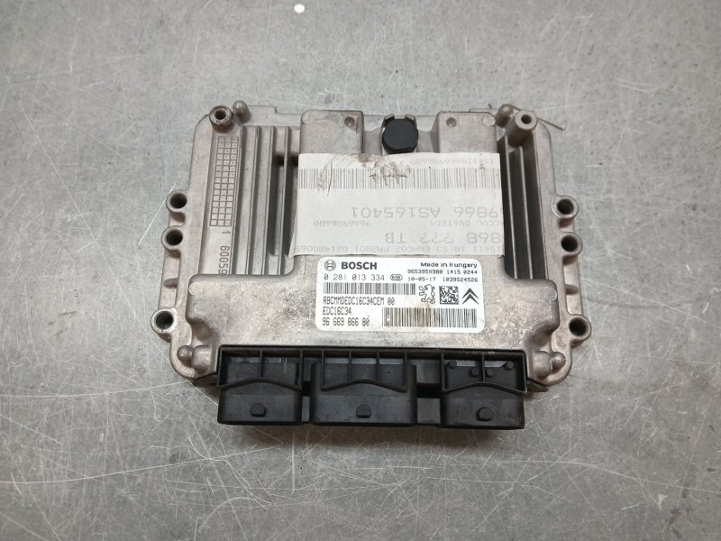 Recambio de centralita motor uce para peugeot 3008 confort referencia OEM IAM 0281013334  
