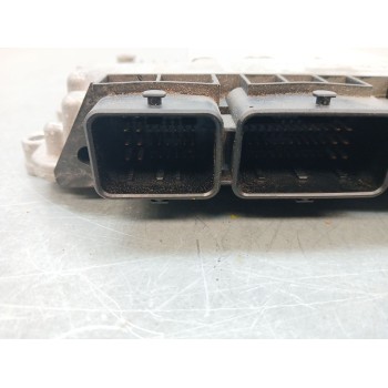 Recambio de centralita motor uce para peugeot 3008 confort referencia OEM IAM 0281013334  