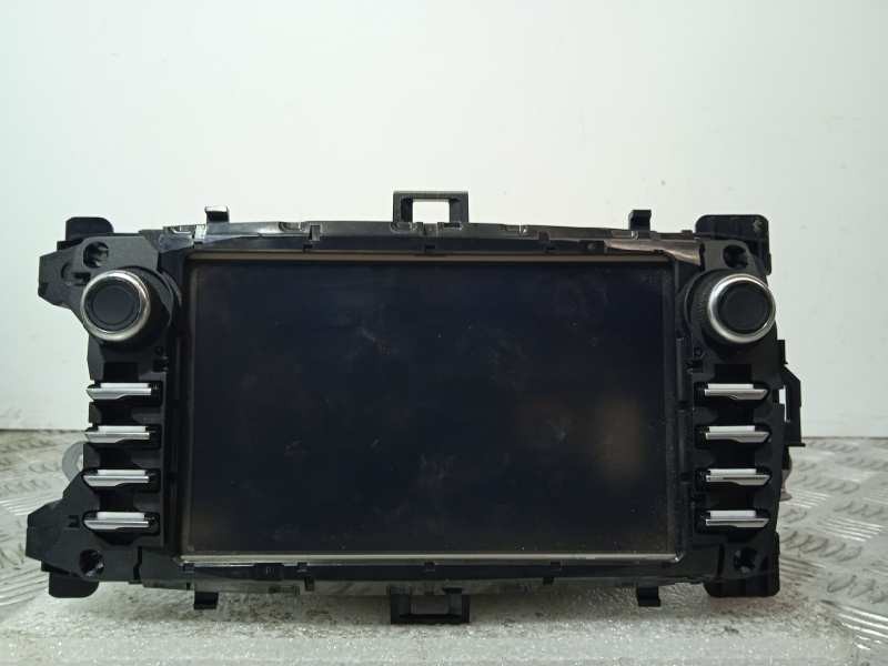 Recambio de sistema navegacion gps para toyota yaris hybrid active referencia OEM IAM 861400D320 868400F020 