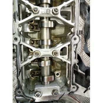 Recambio de culata para volkswagen golf v berlina (1k1) 1.6 referencia OEM IAM 06B1033731  