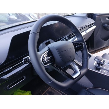 Recambio de volante para omoda 5 referencia OEM IAM 404000527AA  