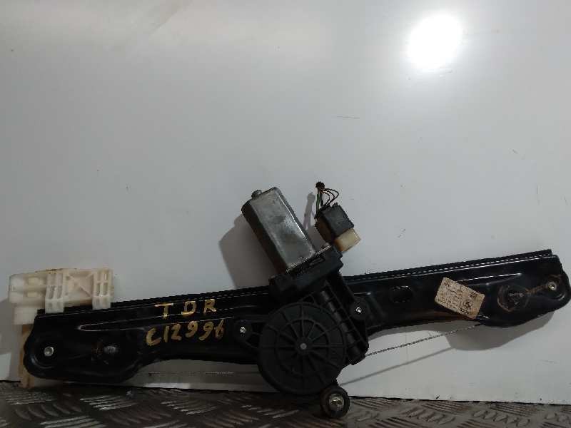 Recambio de elevalunas trasero derecho para bmw serie 1 lim. (f20) 116d referencia OEM IAM 7242556  