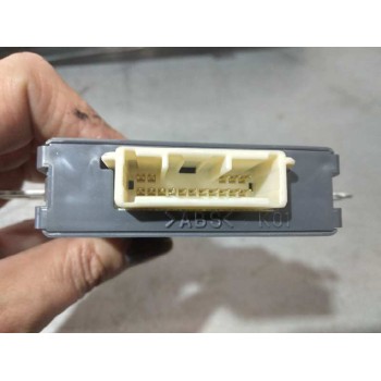 Recambio de modulo electronico para lexus is 300h referencia OEM IAM 50122229  