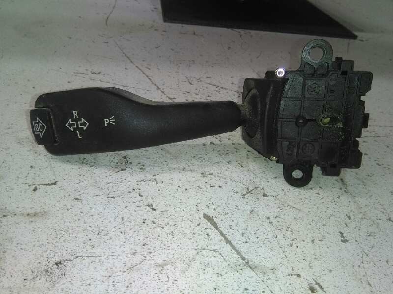 Recambio de mando intermitentes para bmw serie 7 (e38) 3.0 24v turbodiesel cat referencia OEM IAM 8363668K  