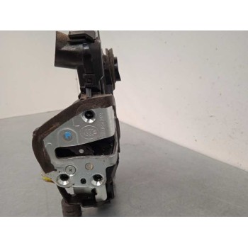 Recambio de cerradura puerta delantera izquierda para toyota auris 1.4 turbodiesel cat referencia OEM IAM 6904002210 6904042241 