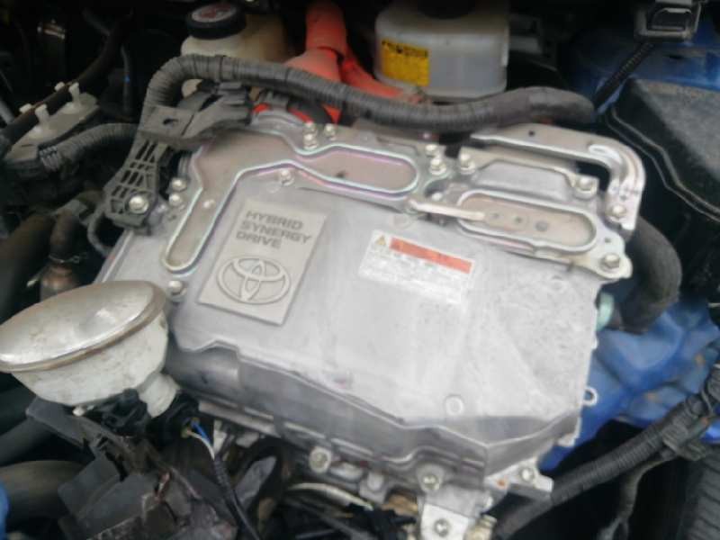 Recambio de inversor para toyota yaris hybrid active referencia OEM IAM   