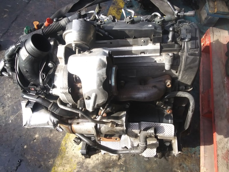 Recambio de motor casco para audi a5 (8t3) 2.0 tdi referencia OEM IAM cnh  