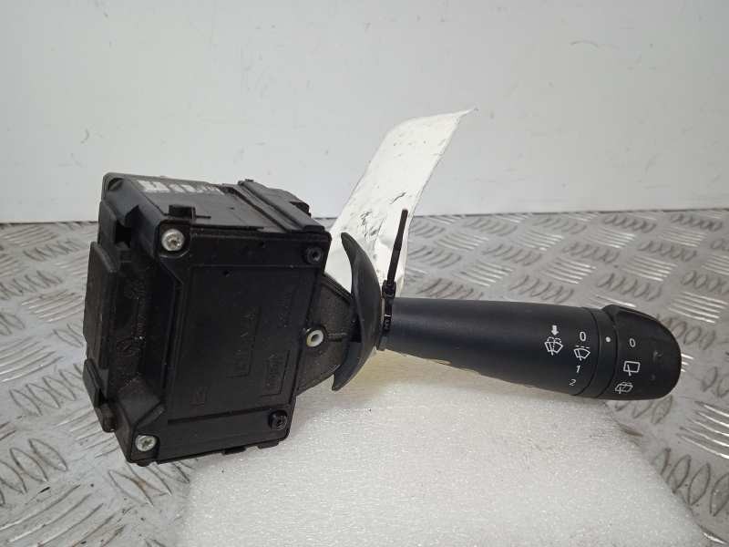 Recambio de mando limpia para dacia lodgy 1.6 sce cat referencia OEM IAM 681726046R  