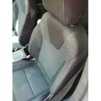 ASIENTO DELANTERO IZQUIERDO 