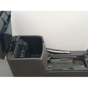 Recambio de apoyabrazos central para nissan navara np300 (d40) 2.5 dci 4wd referencia OEM IAM 92926eb31a  