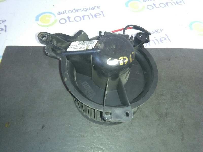 Recambio de motor calefaccion para peugeot partner (s1) break referencia OEM IAM 030666P  2 CABLES