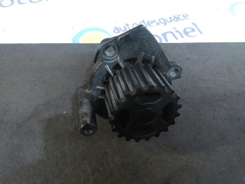 Recambio de bomba agua para seat altea (5p1) hot referencia OEM IAM 045121019D  