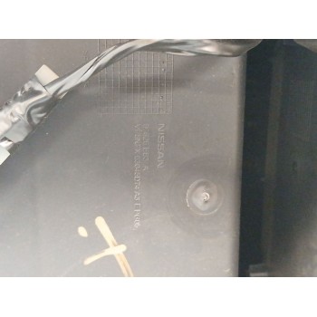 Recambio de apoyabrazos central para nissan navara np300 (d40) 2.5 dci 4wd referencia OEM IAM 92926eb31a  