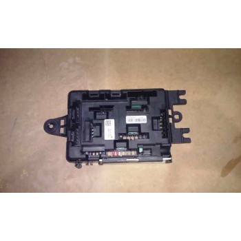 Recambio de caja reles / fusibles para bmw serie 1 lim. (f20) 1.6 turbodiesel referencia OEM IAM 6114926111102  MALETERO
