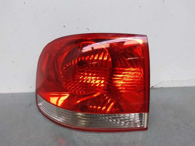 Recambio de piloto trasero izquierdo para volkswagen touareg (7la) tdi r5 referencia OEM IAM 7L6945095K 7L6945095P UN PICADO ROZ