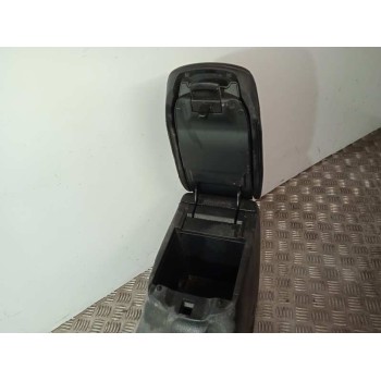 Recambio de apoyabrazos central para nissan pulsar (c13) acenta referencia OEM IAM   