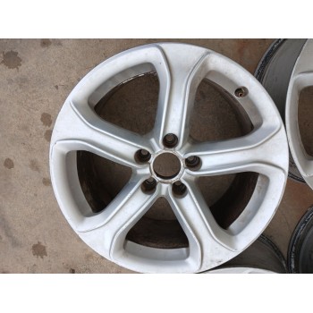 Recambio de juego llantas para audi a4 ber. (b8) básico referencia OEM IAM  X4 17
