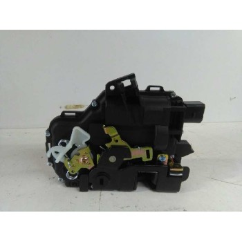 Recambio de cerradura puerta trasera izquierda para volkswagen golf iv berlina (1j1) referencia OEM IAM 3B4839015A NUEVO 6 PINES