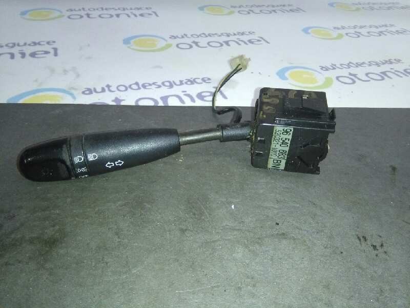 Recambio de mando intermitentes para daewoo kalos 1.4 se referencia OEM IAM   