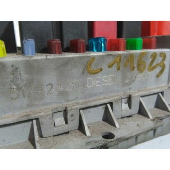 Recambio de caja reles / fusibles para alfa romeo 147 (190) 1.9 jtd 120 distinctive referencia OEM IAM 51742420  