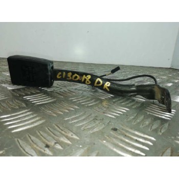 Recambio de enganche cinturon para seat leon (1p1) 1.9 tdi referencia OEM IAM 5P0857756F DELANTERO DERECHO 