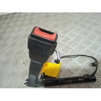 Recambio de enganche cinturon para bmw x1 (e84) xdrive 18d referencia OEM IAM 7213563 IZQUIERDO PRETENSOR