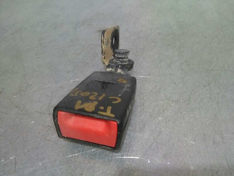 Recambio de enganche cinturon para chevrolet cruze 2.0 diesel cat referencia OEM IAM 13354864 TRASERO DERECHO