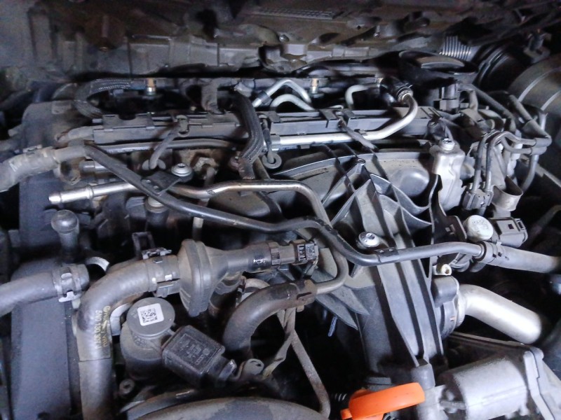 Recambio de motor completo para volkswagen touran (1t3) 2.0 tdi referencia OEM IAM CFH / 03L100091B  