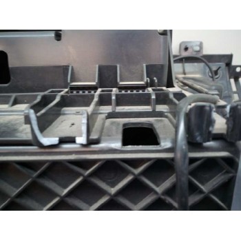 Recambio de guantera para land rover evoque dynamic referencia OEM IAM BJ3214K016BA SOPORTES ROTOS 