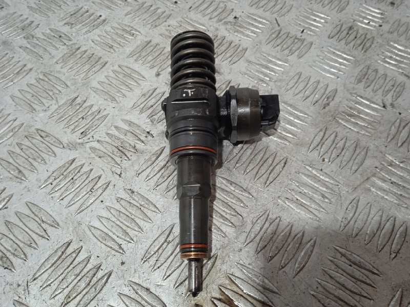 Recambio de inyector para seat ibiza (6l1) 1.9 tdi referencia OEM IAM 038130073AL 0414720039 