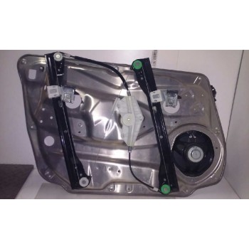 ELEVALUNAS DELANTERO DERECHO 