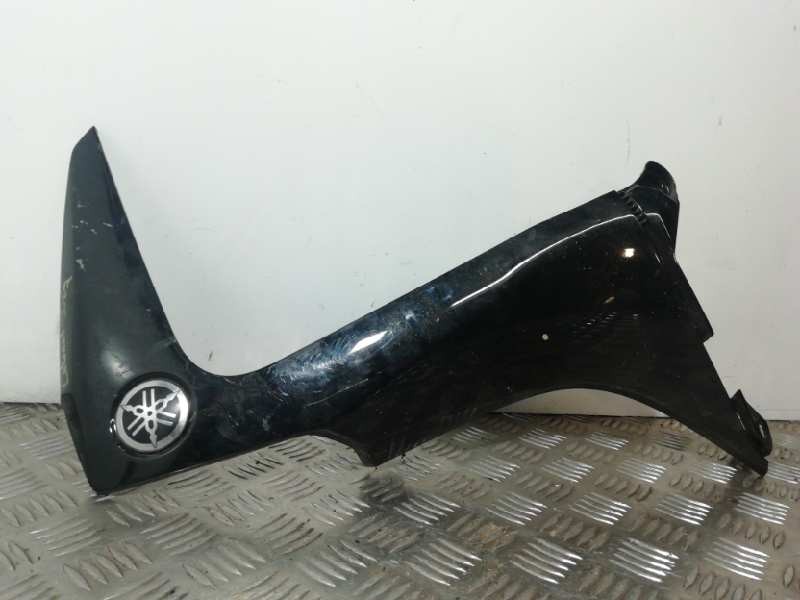 Recambio de molduras delanteras para yamaha tmax tmax dx referencia OEM IAM BC32835U02 LATERAL IZQUIERDA 