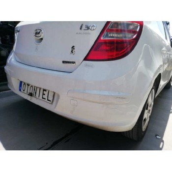 Recambio de paragolpes trasero para hyundai i30 classic referencia OEM IAM  BLANCO PARA REPARAR POR ABAJO