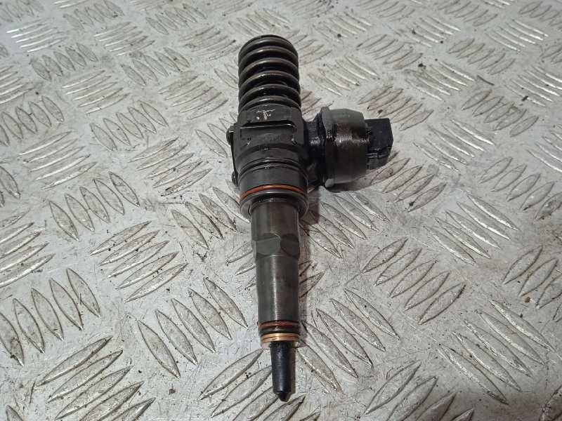 Recambio de inyector para seat ibiza (6l1) 1.9 tdi referencia OEM IAM 038130073AL 0414720039 