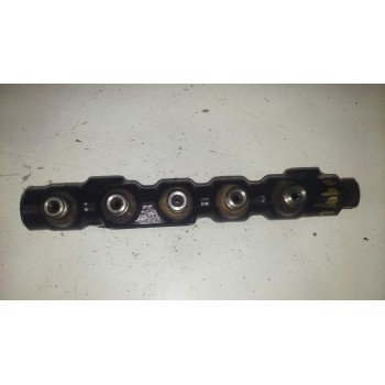 Recambio de rampa inyectora para ford focus c-max (cap) ambiente (d) referencia OEM IAM 9648502880  