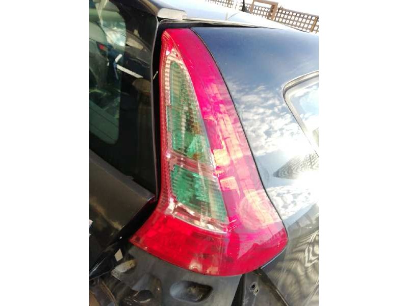 Recambio de piloto trasero derecho para citroën c4 coupe 1.6 hdi cat (9hy / dv6ted4) referencia OEM IAM 9646801677  