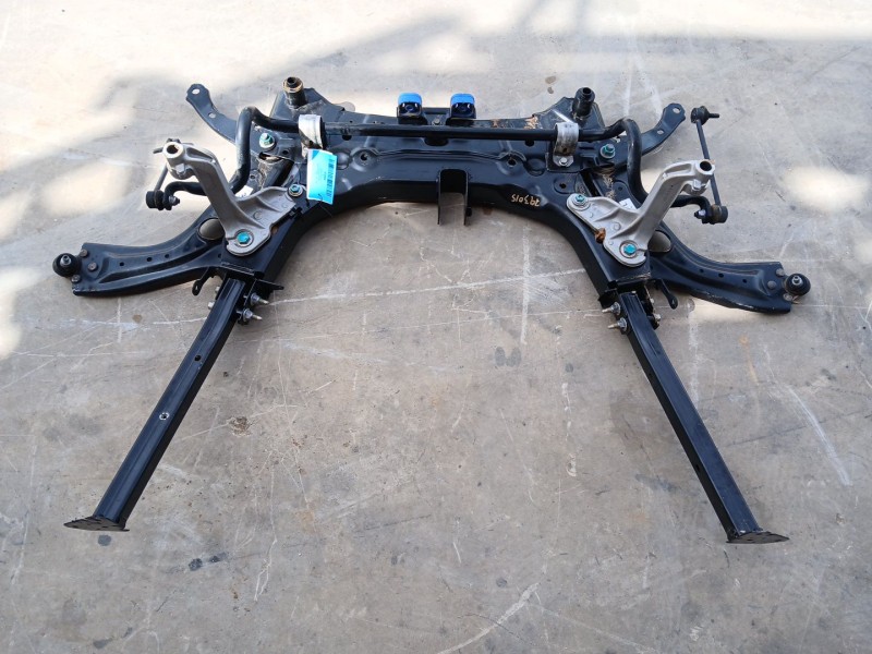 Recambio de puente delantero para renault arkana i (lcm_, ldn_) 1.3 tce 140 (ldn0) referencia OEM IAM 544013406R  