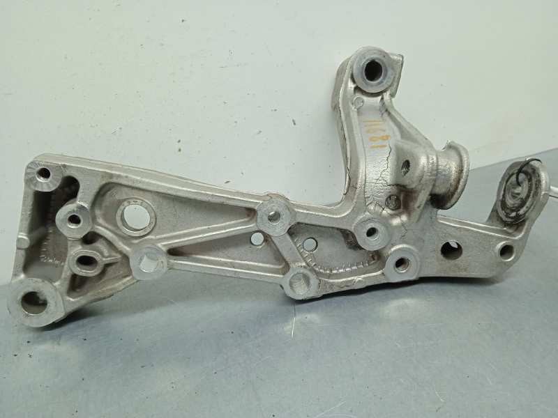 Recambio de soporte para volkswagen touran (1t3) highline referencia OEM IAM 1K0199296E  DERECHO