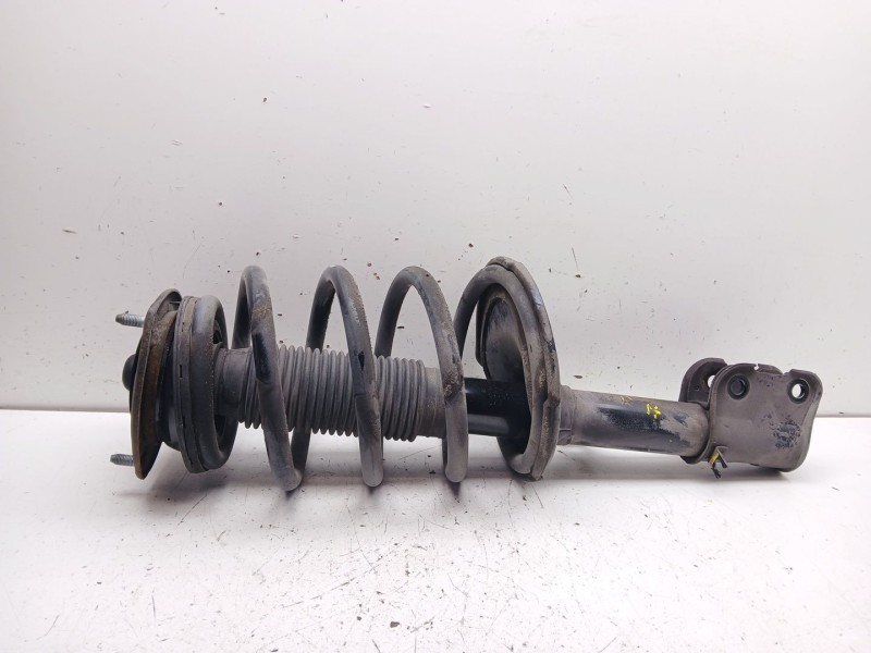 Recambio de amortiguador delantero izquierdo para hyundai ix55 3.0 v6 crdi 4wd referencia OEM IAM 546503J401  