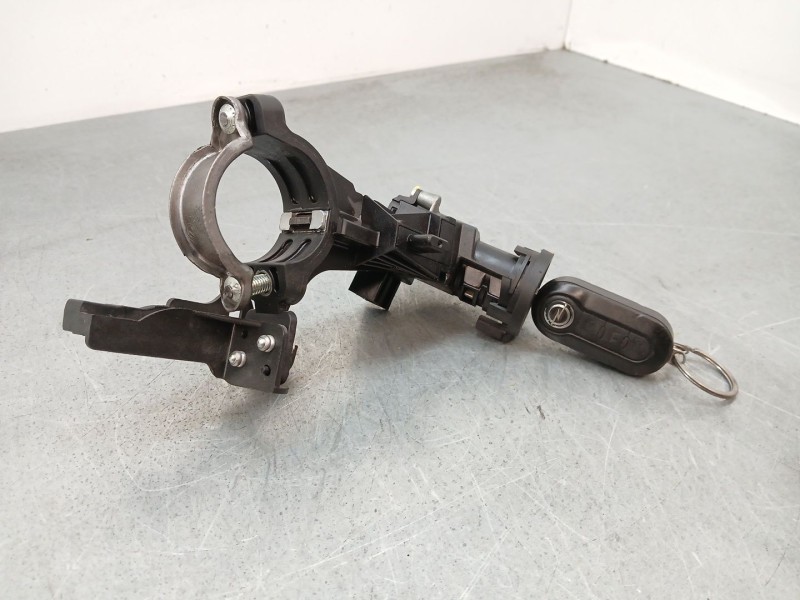 Recambio de conmutador de arranque para opel combo furgoneta/monovolumen (x12) 1.3 cdti (b05) referencia OEM IAM 00519285260  