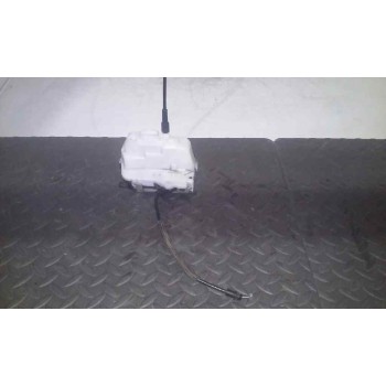 CERRADURA PUERTA TRASERA DERECHA 4PIN