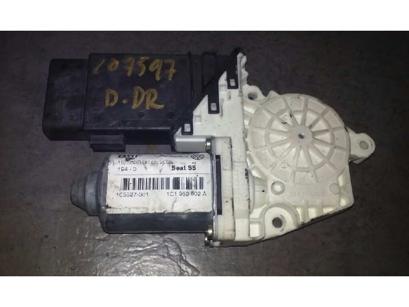 Recambio de motor elevalunas delantero derecho para seat leon (1m1) signo referencia OEM IAM 1C959802A  
