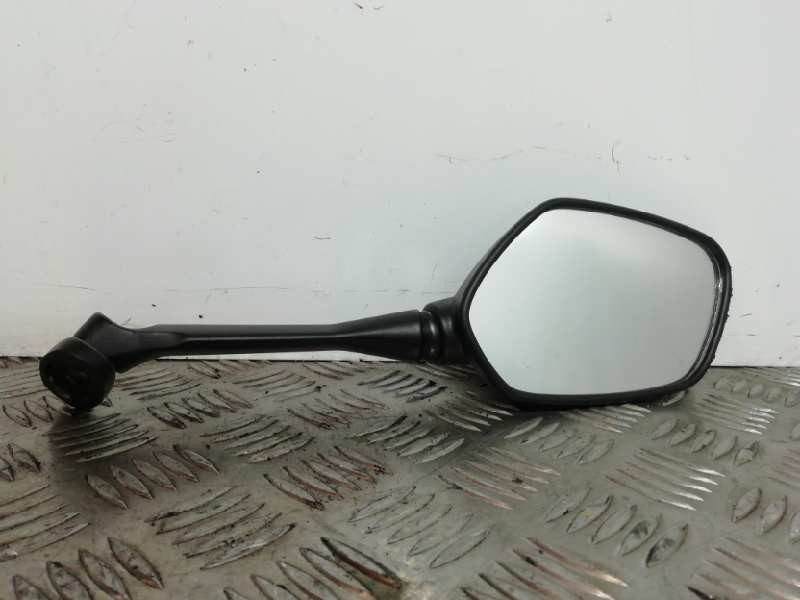 Recambio de retrovisor derecho para honda cbr 650r cbr 650r referencia OEM IAM   